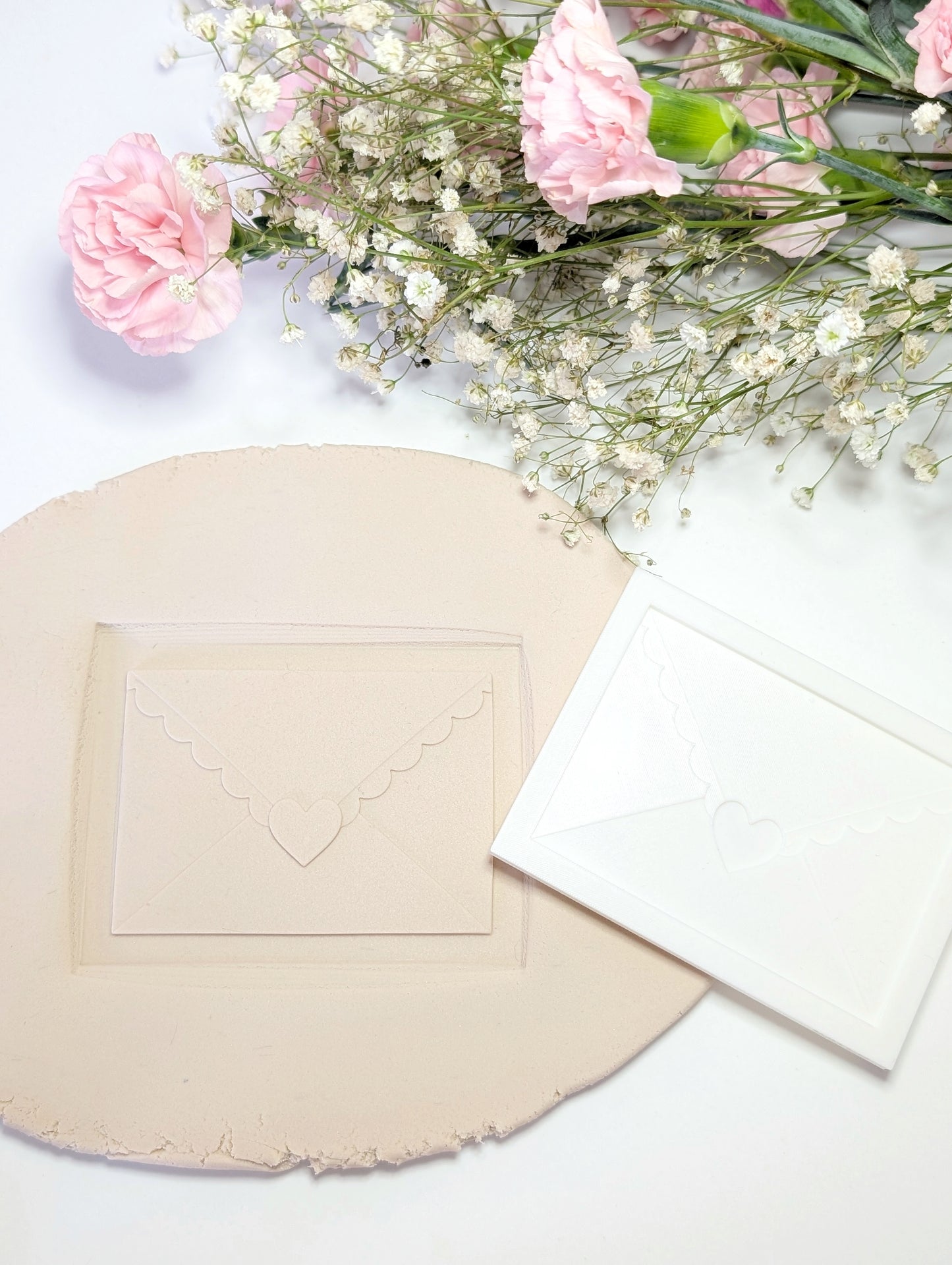 Scallop Envelope with Heart