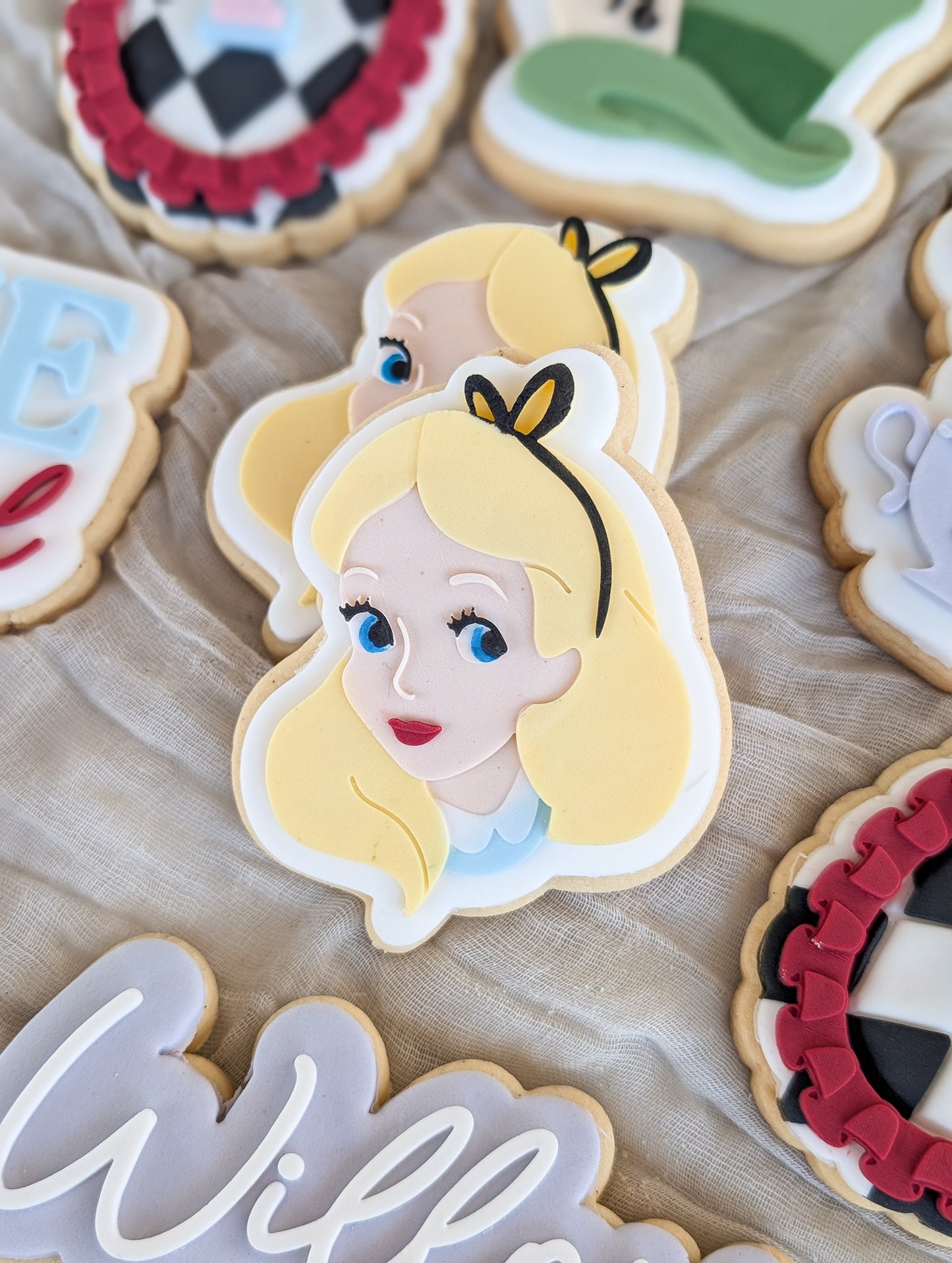Alice