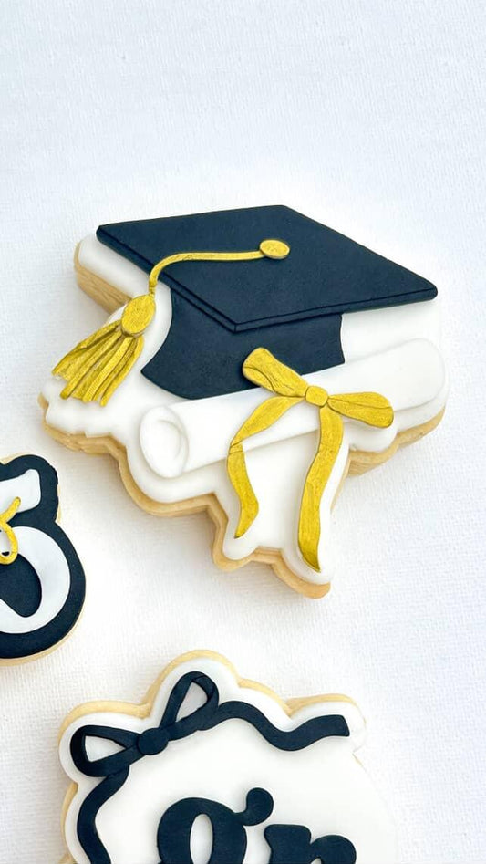 Graduation Hat with Scroll